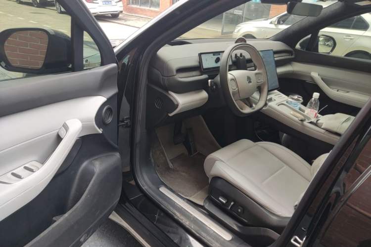 Used Nio ES6 2023 75 kWh Driver Seat