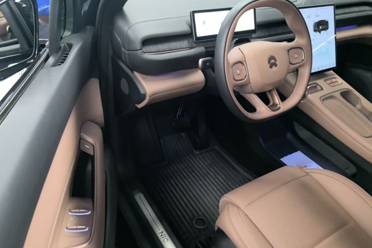Used Nio ES6 2023 75 kWh Driver Seat