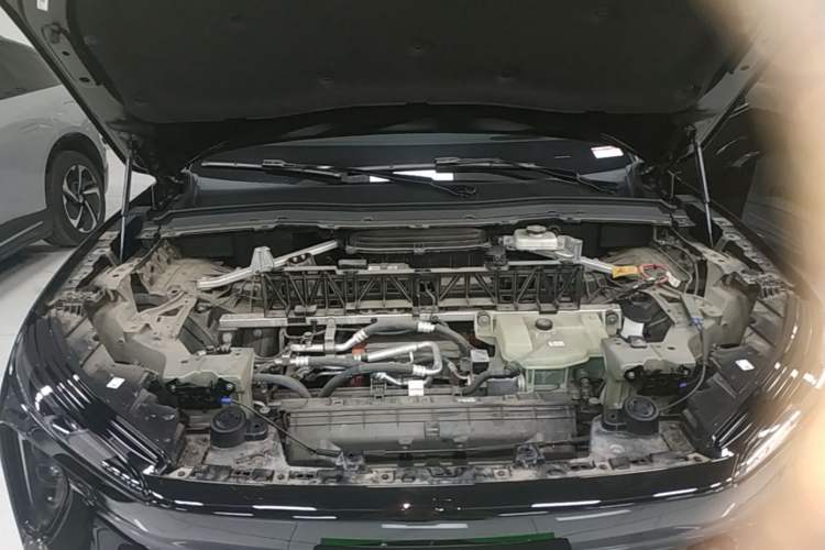Used Nio ES6 2023 75 kWh Engine Bay
