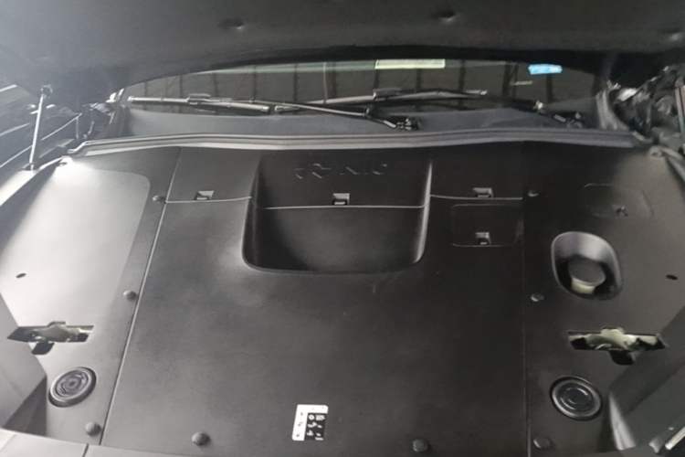 Used Nio ES6 2023 75 kWh Engine Bay
