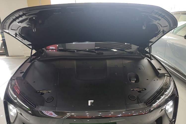 Used Nio ES6 2023 75 kWh Engine Bay