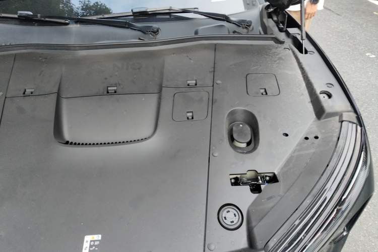 Used Nio ES6 2023 75 kWh Engine Bay Left