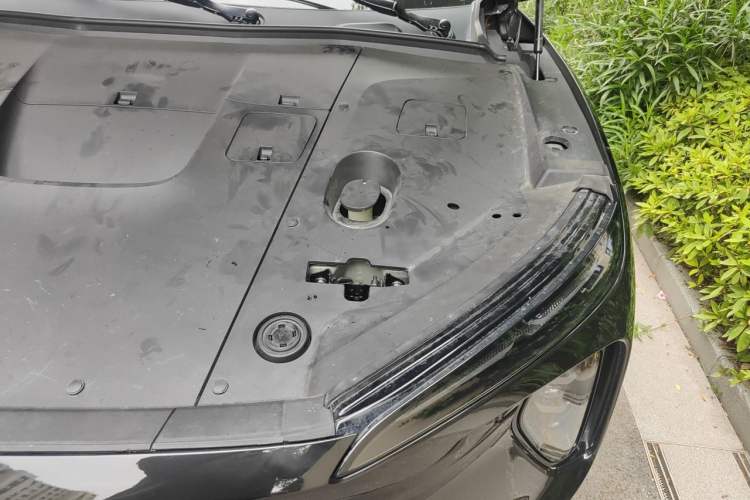 Used Nio ES6 2023 75 kWh Engine Bay Left