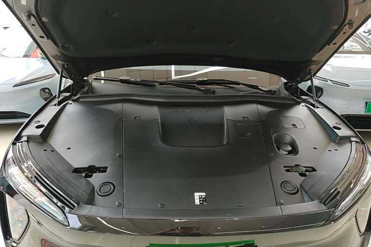 Used Nio ES6 2023 75 kWh Engine Bay