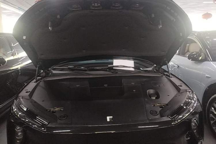Used Nio ES6 2023 75 kWh Engine Bay
