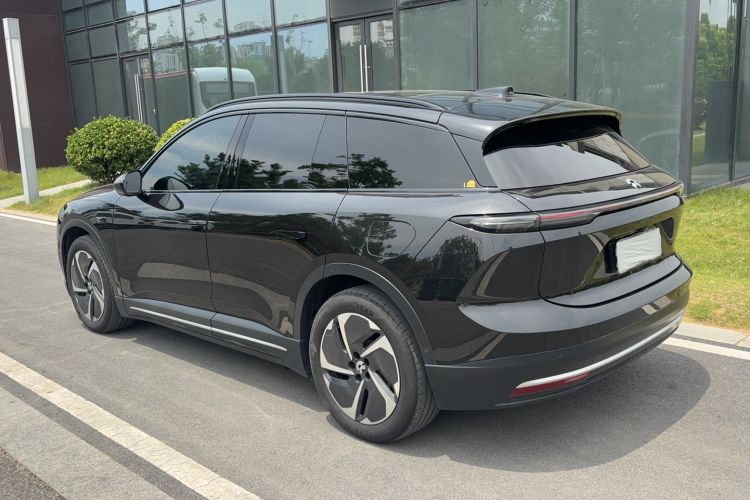 Used Nio ES6 2023 75 kWh Exterior 1