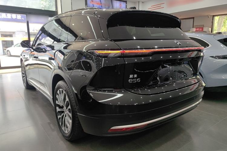 Used Nio ES6 2023 75 kWh Exterior 2