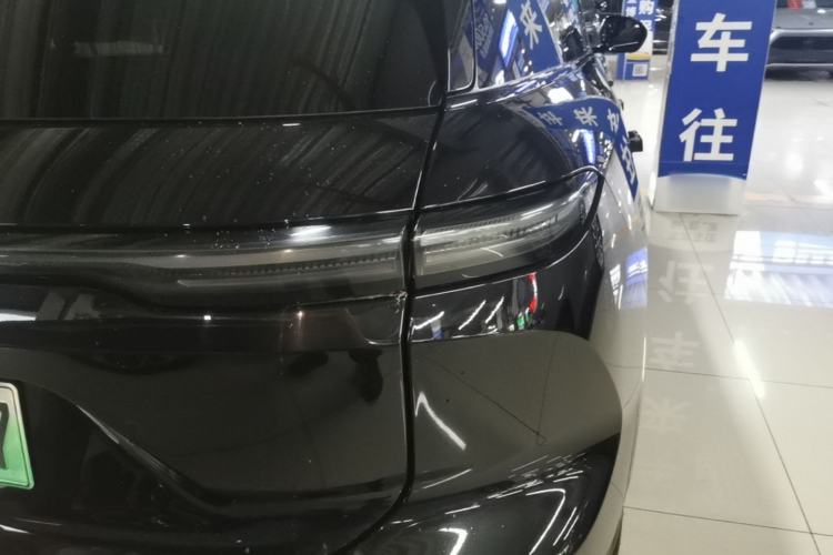 Used Nio ES6 2023 75 kWh Exterior 3