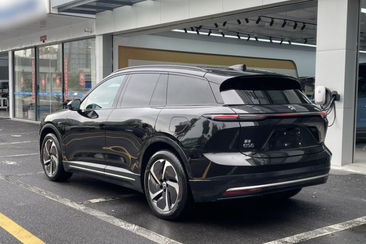 Used Nio ES6 2023 75 kWh Exterior 3