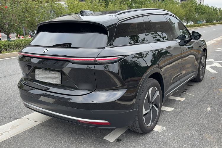 Used Nio ES6 2023 75 kWh Exterior 4