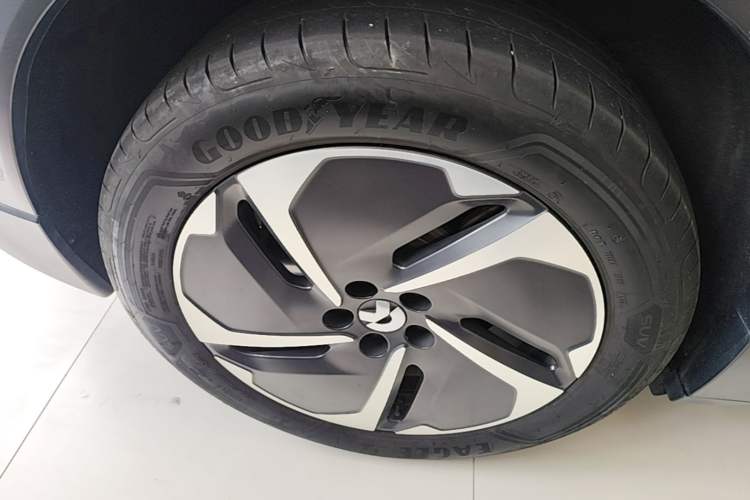 Used Nio ES6 2023 75 kWh Exterior 5