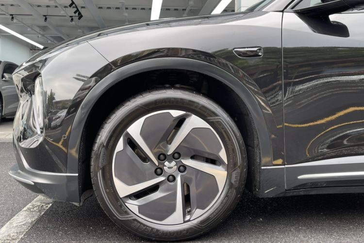 Used Nio ES6 2023 75 kWh Exterior 7