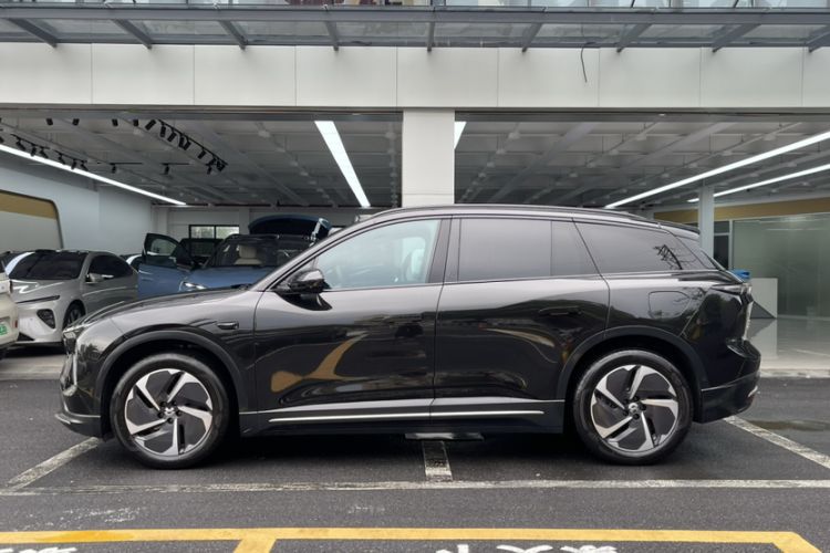 Used Nio ES6 2023 75 kWh Exterior 8