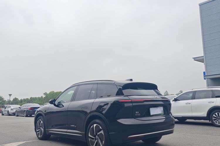 Used Nio ES6 2023 75 kWh Exterior 8