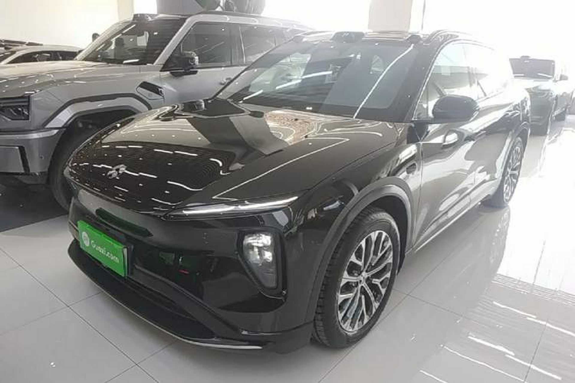 Used Nio ES6 2023 75 kWh Front Left 45 Deg