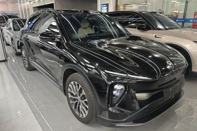 Used Nio ES6 2023 75 kWh Front Right 45 Deg