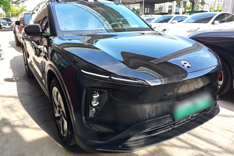 Used Nio ES6 2023 75 kWh Front Right 45 Deg