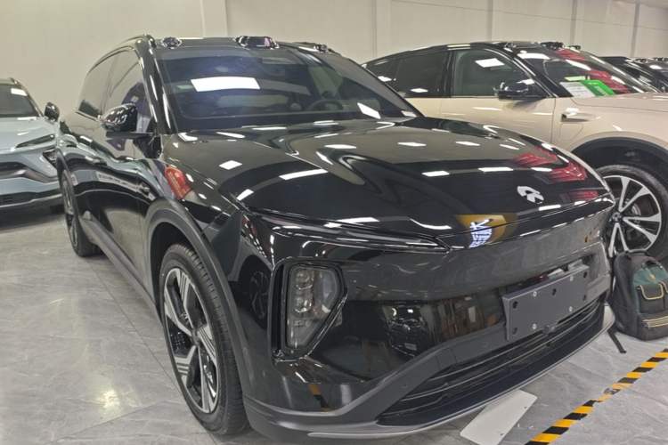 Used Nio ES6 2023 75 kWh Front Right 45 Deg
