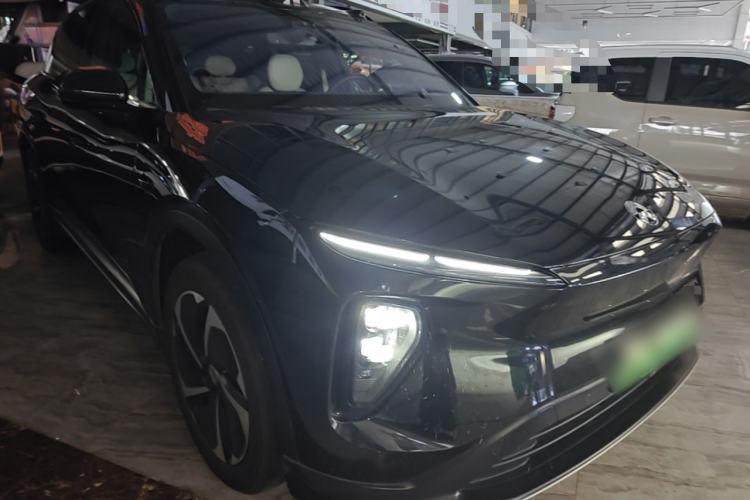 Used Nio ES6 2023 75 kWh Front Right 45 Deg