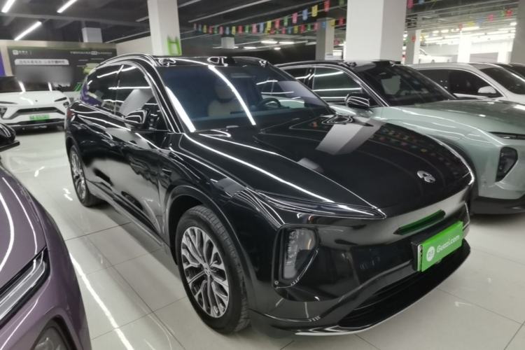 Used Nio ES6 2023 75 kWh Front Right 45 Deg