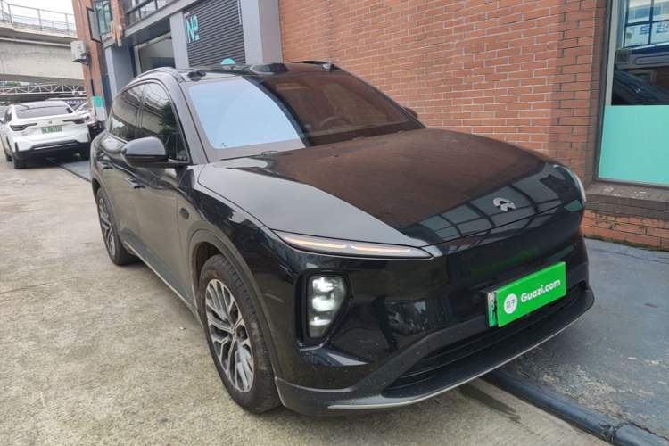Used Nio ES6 2023 75 kWh Front Right 45 Deg
