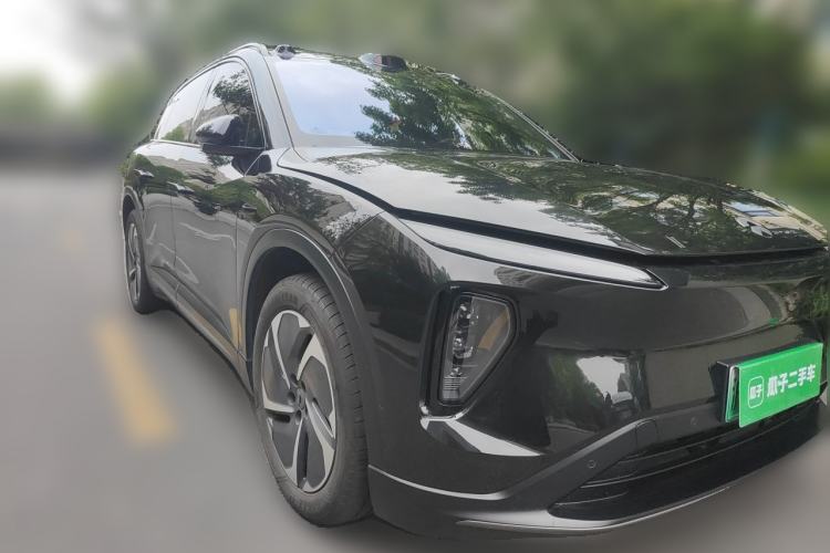 Used Nio ES6 2023 75 kWh Front Right 45 Deg