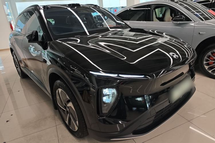 Used Nio ES6 2023 75 kWh Front Right 45 Deg