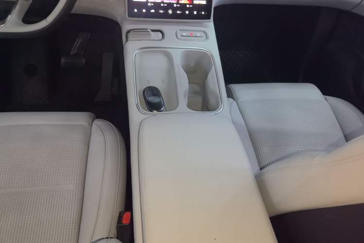 Used Nio ES6 2023 100kWh Gear Lever