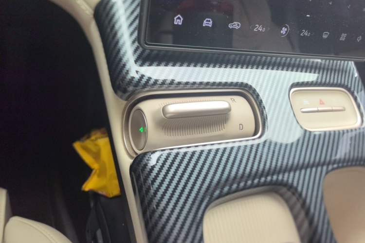 Used Nio ES6 2023 75 kWh Gear Lever