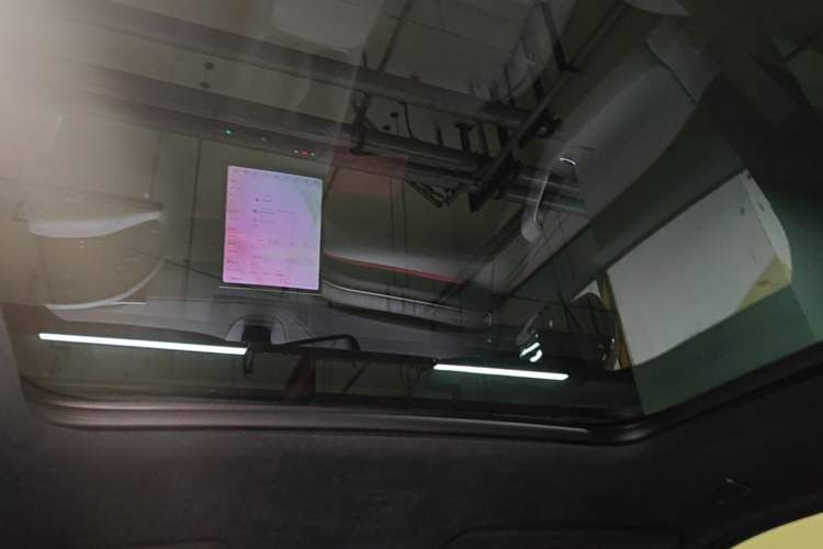 Used Nio ES6 2023 75 kWh Headliner