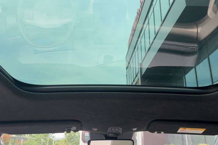 Used Nio ES6 2023 75 kWh Headliner