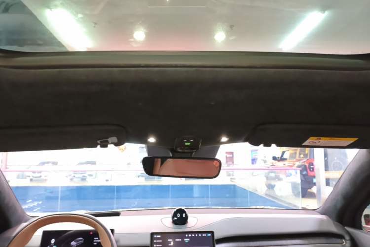 Used Nio ES6 2023 75 kWh Headliner