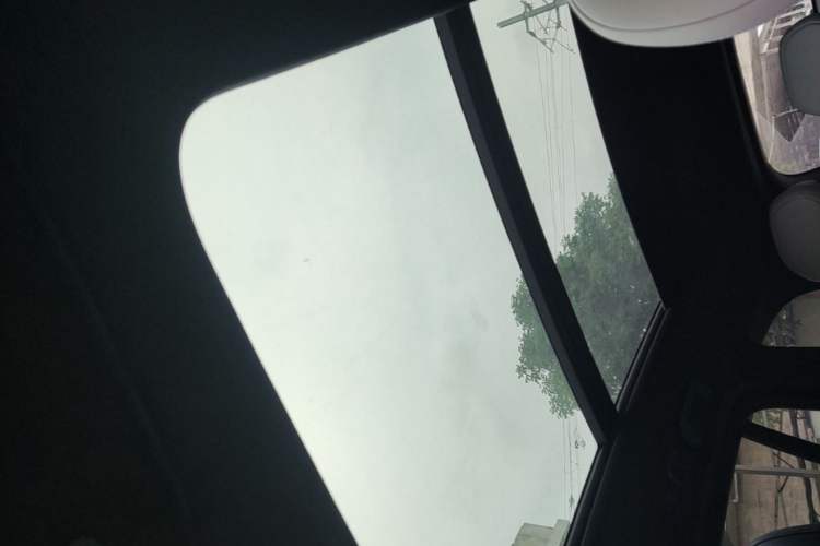 Used Nio ES6 2023 75 kWh Headliner