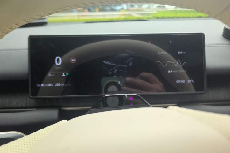 Used Nio ES6 2023 75 kWh Instrument Cluster