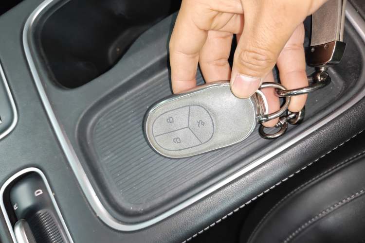 Used Nio ES6 2023 75 kWh Interior 1