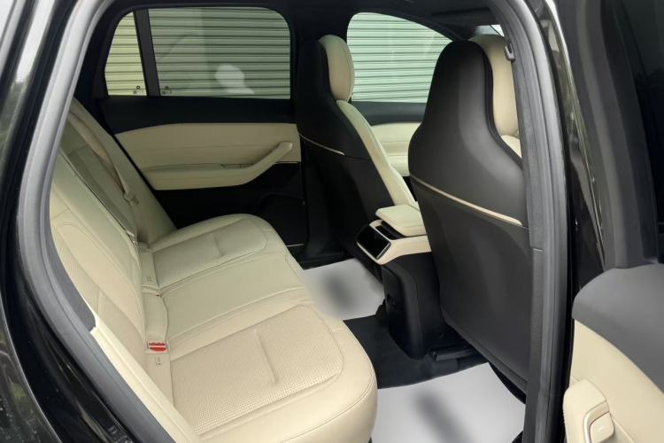 Used Nio ES6 2023 75 kWh Interior 11