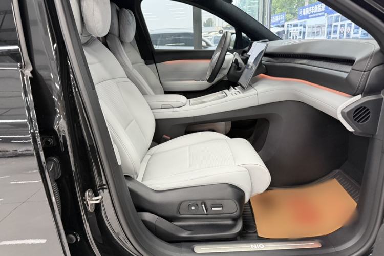 Used Nio ES6 2023 100kWh Interior 2
