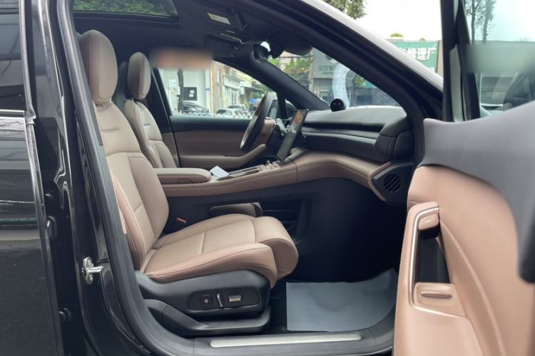 Used Nio ES6 2023 75 kWh Interior 2