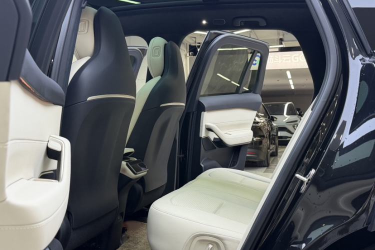 Used Nio ES6 2023 100kWh Interior 2