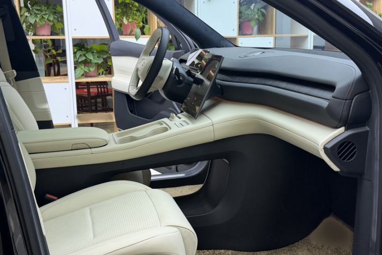 Used Nio ES6 2023 100kWh Interior 4