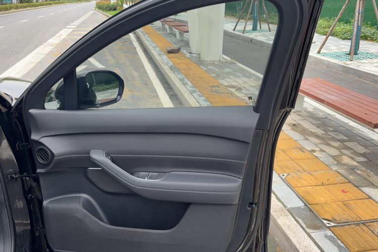 Used Nio ES6 2023 75 kWh Interior 7