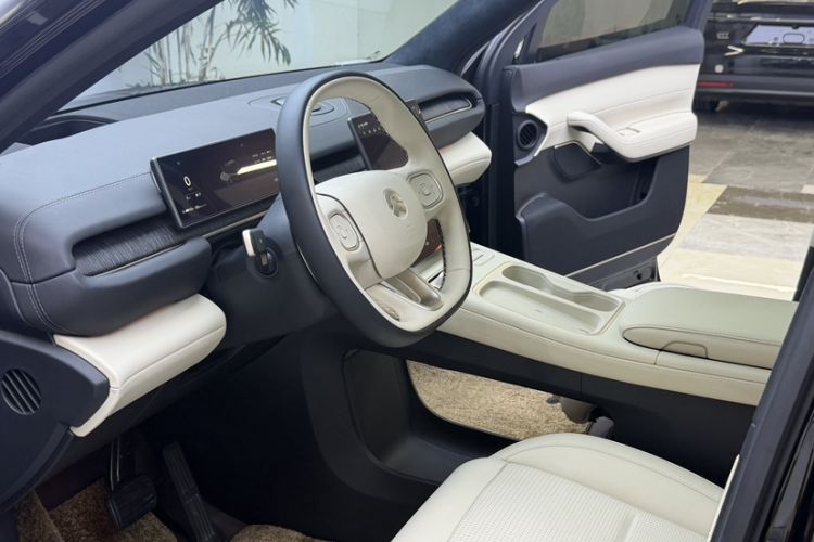 Used Nio ES6 2023 100kWh Interior 7