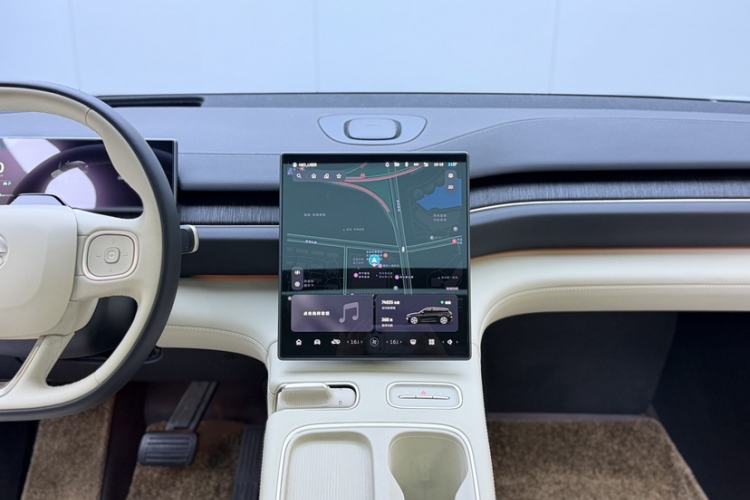 Used Nio ES6 2023 100kWh Interior 9