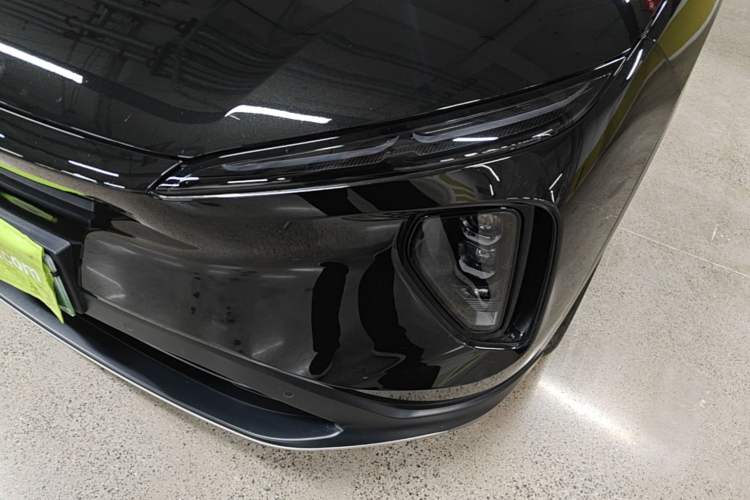 Used Nio ES6 2023 75 kWh Left Front Headlight