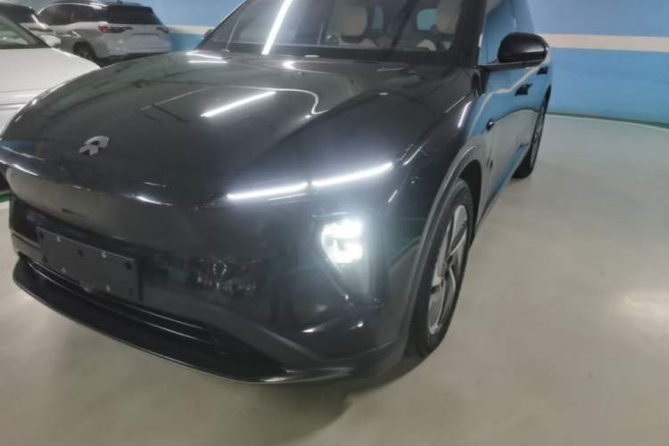 Used Nio ES6 2023 75 kWh Left Front Headlight