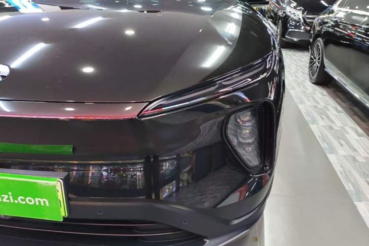 Used Nio ES6 2023 75 kWh Left Front Headlight