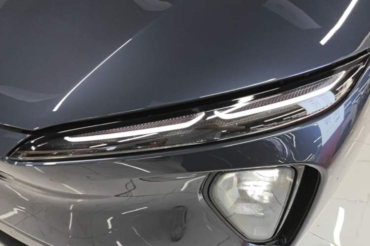 Used Nio ES6 2023 75 kWh Left Front Headlight