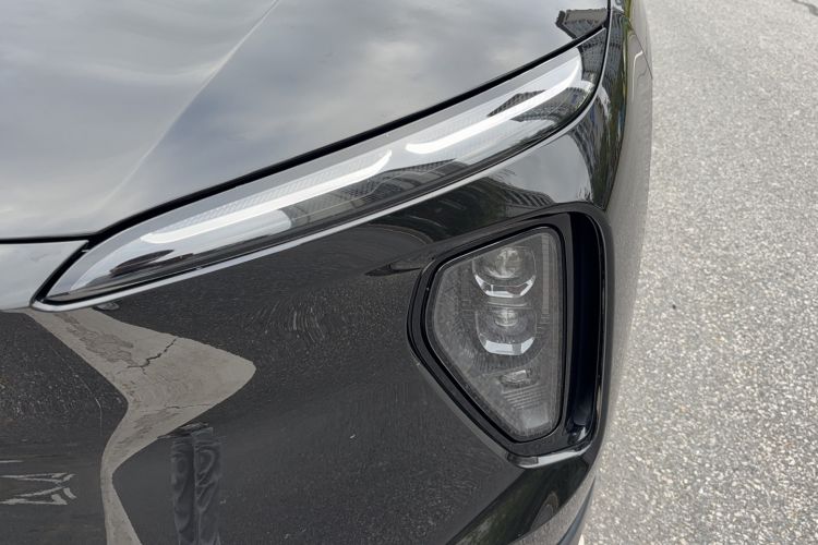 Used Nio ES6 2023 75 kWh Left Front Headlight