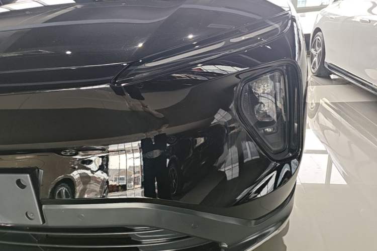 Used Nio ES6 2023 75 kWh Left Front Headlight