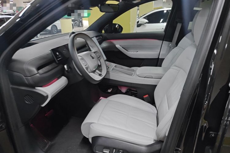 Used Nio ES6 2023 75 kWh Left Front Seat